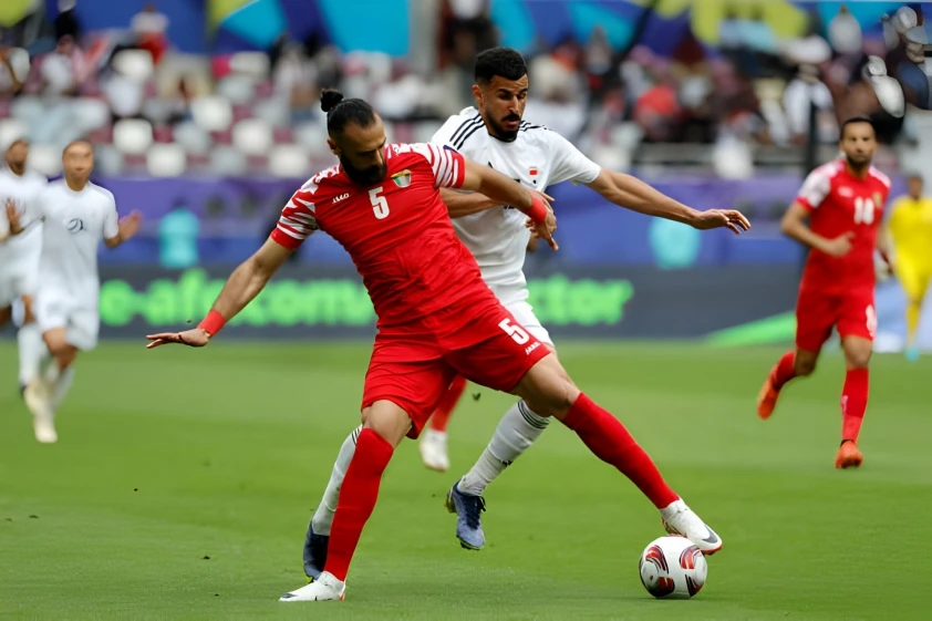 Thắng 'điên rồ' Iraq, Jordan giành vé vào tứ kết Asian Cup