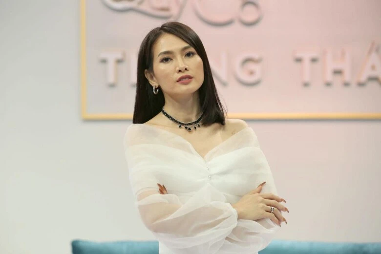 Siêu mẫu Anh Thư công khai có